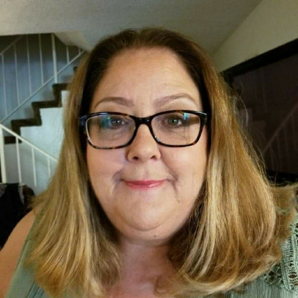 Meet your Posher, Renee'